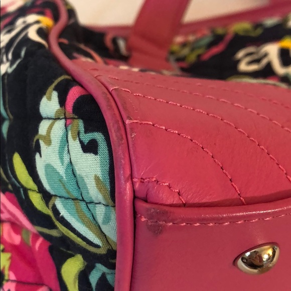 Vera Bradley Caroline Purse (Ribbons) - Picture 15 of 16